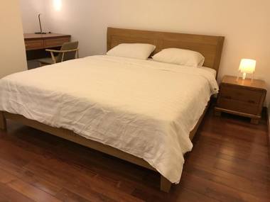 7 Studio -Sunrise City