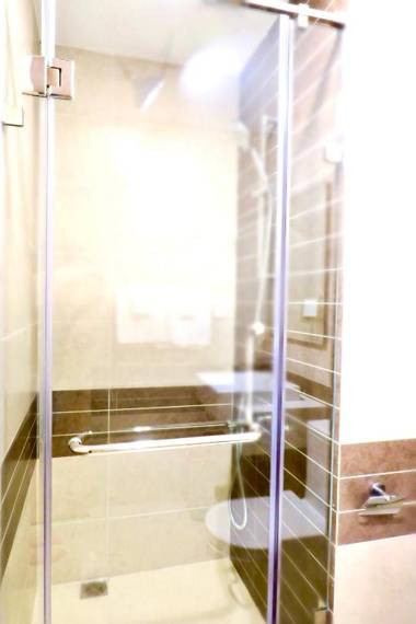 Giang Son River Gate Ben Thanh