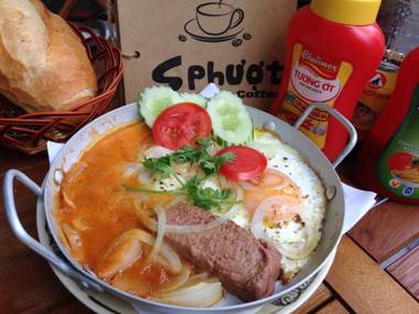 S Phuot Airport Hostel