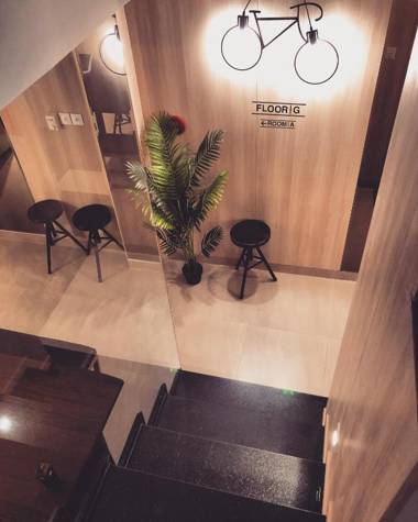 Toi's Travel Home Central