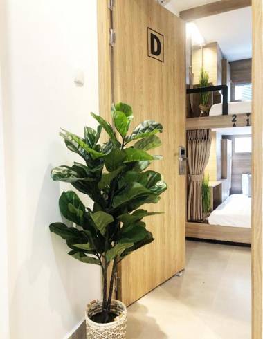 Toi's Travel Home Central