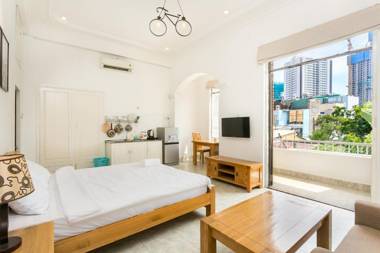 Halo Apartment With Balcony