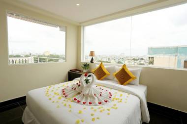 C'Lavie Hotel - Saigon Airport Hotel