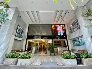 UpTown Hotel