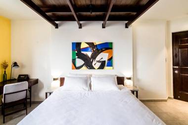 CIRCADIAN Tropical Studios in Central Saigon