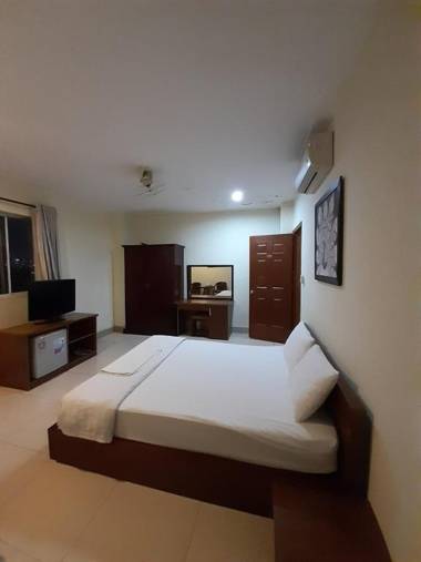 The Six Hotel Hoang Long Son 3