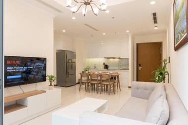 Flash sale!!! 2BR Lux Flat Vinhomes Central Park
