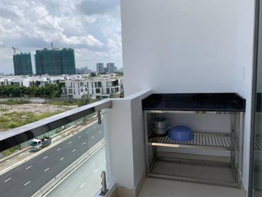 New studio 201 - District 9