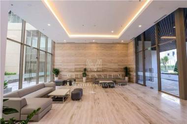 JENNIFER HOUSE #POOL GYM A37