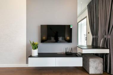 Diamond Luxury Saigon Center