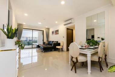 Star Glory Tresor Bach Dang River