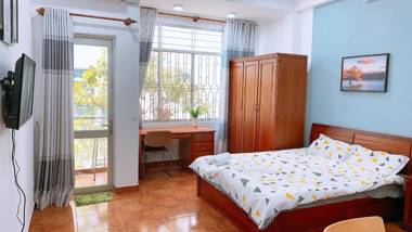 ROOMS WITH FURNISHED AND FULLY NATURAL LIGHT IN D1