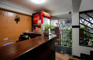 OYO 1140 Hong Luc Hotel