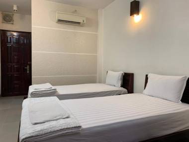 KHÁCH SẠN ĐÌNH ĐÌNH