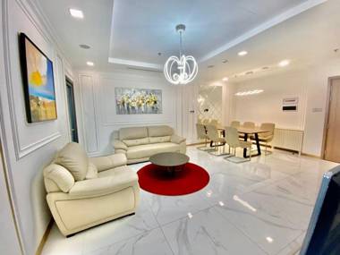 *BOM HOMES* VINHOMES CENTRAL PARK- LUXURY APARTMENT