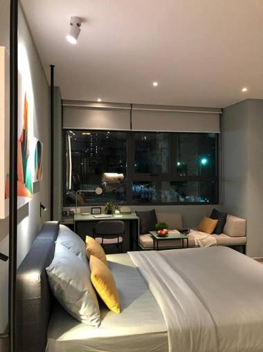 Bare Chic - Bare Boutique Stays