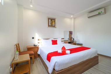 RedDoorz Sao Mai Hotel