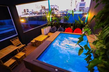 Lồng Đèn Đỏ Hotel