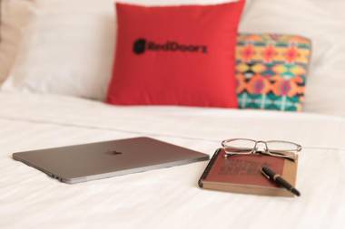 RedDoorz Rita Hotel near Nguyen Kiem