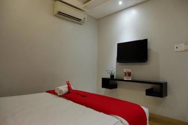 RedDoorz Plus Salla 2 Hotel