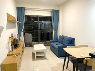 NGUYEN HOMESTAY with PRIVATE TOILET POOL & GYM @ SUN AVENUE D2