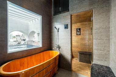 SAVIHOUSE - HUCH VILLA