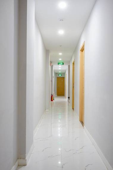 Lá Phú Nhuận Hotel Airport