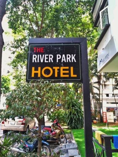 RedDoorz PremiumThe River Park Hotel