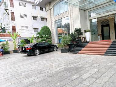 Acnos Grand Hotel
