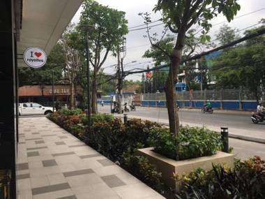 Cozy Botanica Boutique