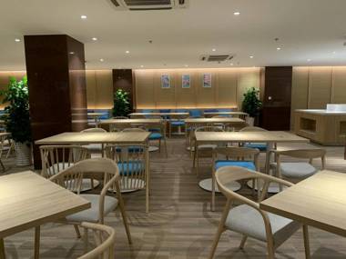 HẢI ÂU BIÊN CƯƠNG