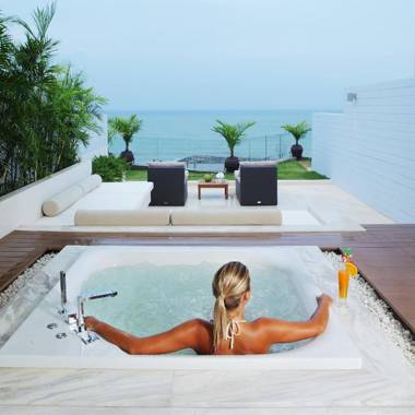 The Cliff Resort & Residences