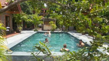 Tam Coc Tropical Homestay