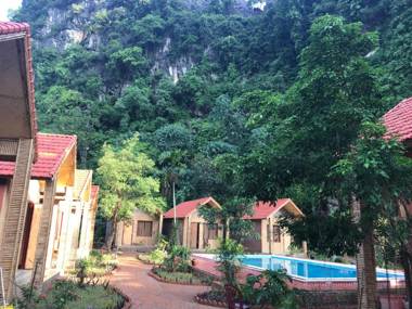 Tam Coc Rocky Bungalow