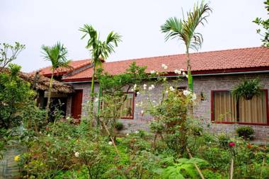 Tam Coc Little river Bungalow