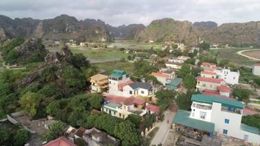 Hang Mua Bamboo Homestay