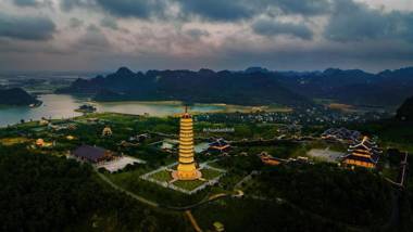 Trang An Freedom Hood