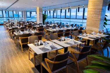 Queen Ann Nha Trang Hotel