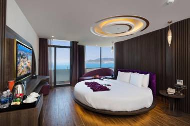 V Hotel Nha Trang