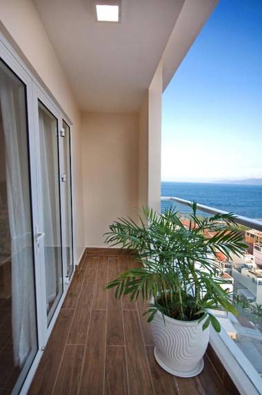 Monica Hotel Nha Trang