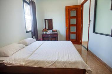 khách sạn Hoàng Long