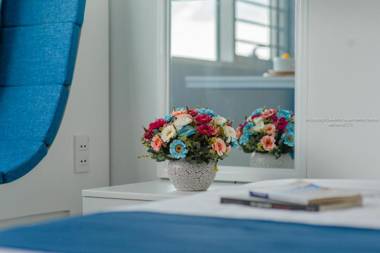 Seaholic Apartment Central