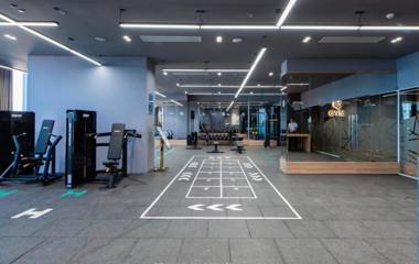 Parama Apartment Square Central