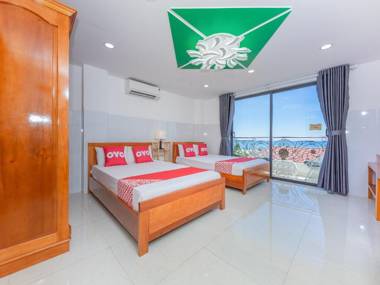 OYO 1028 Flower House Apartment