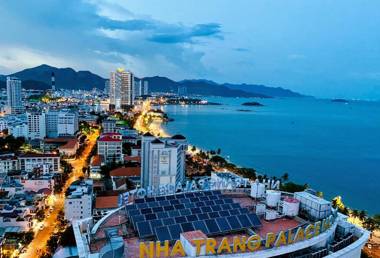 Apartment  OCEAN-VIEW LUXURY WITH BALCONY