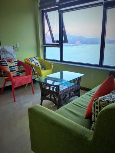 Seaview Front Apartment