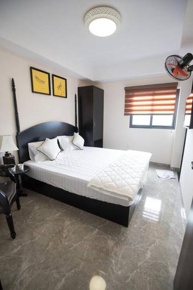 Noble Swan Residence Hotel