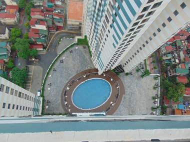 The Ant House / No 1 The Song of Trees & Flower