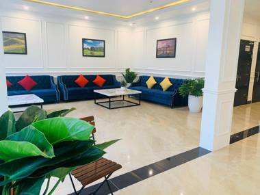 Paragon Noi Bai Hotel and Pool