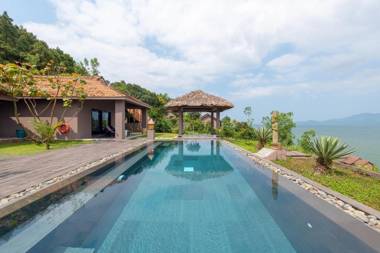 Vedana Lagoon Resort & Spa